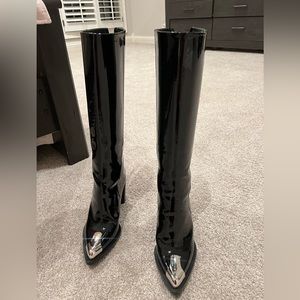 Alexander McQueen
Punk Tall Boot